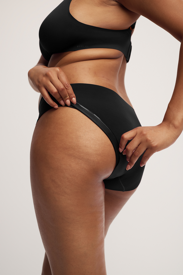Barely There Luxe Wirefree Bra