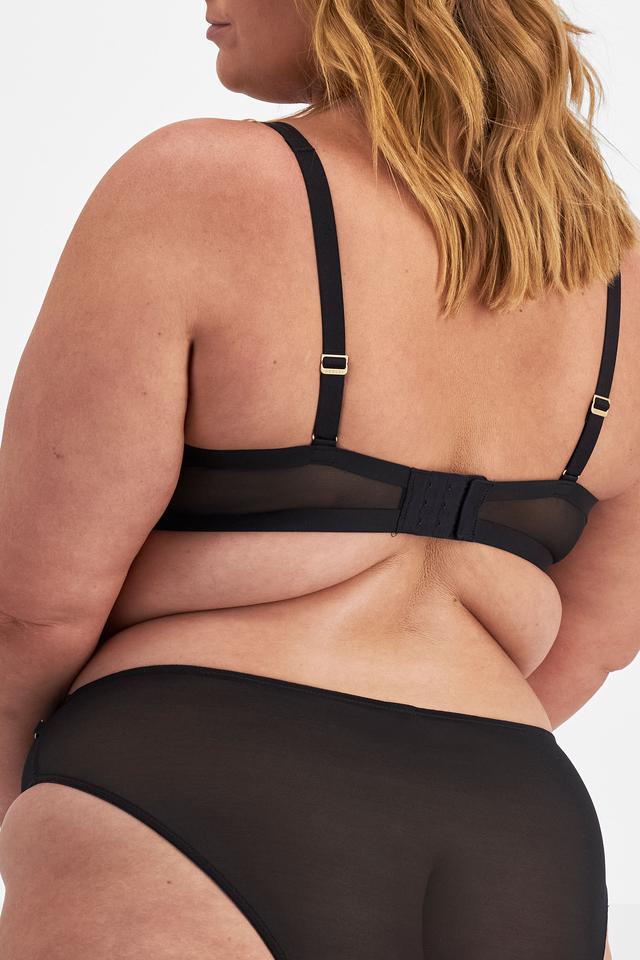 Because Lightly Lined Scoop Bra