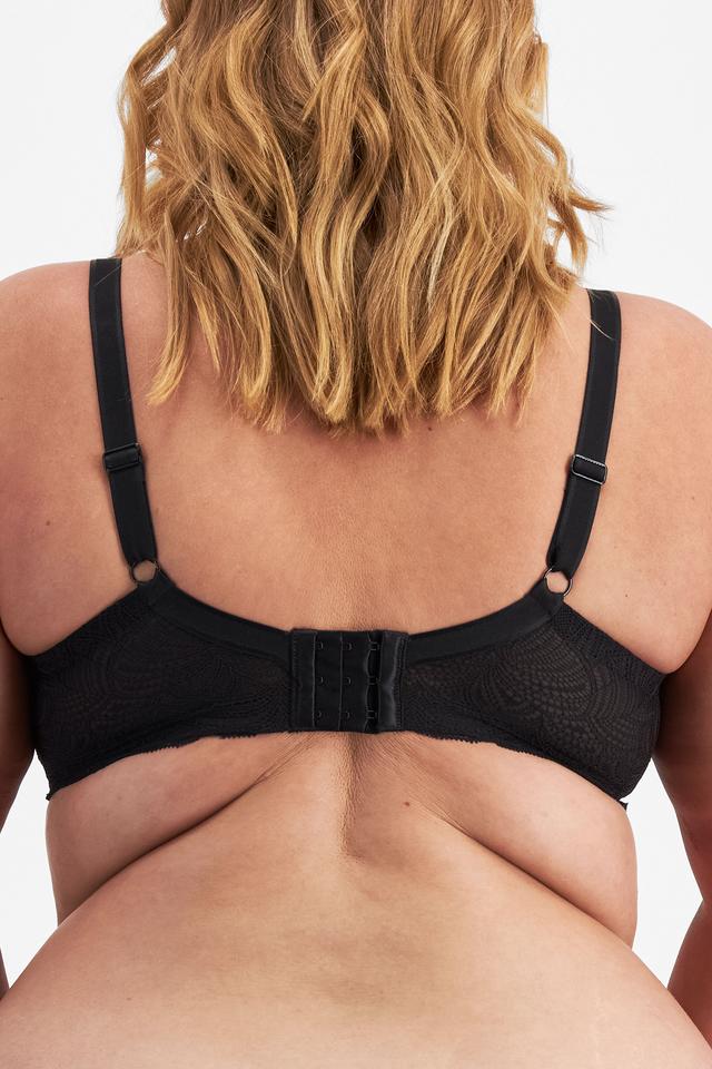 Lift & Shape T-Shirt Spacer Bra