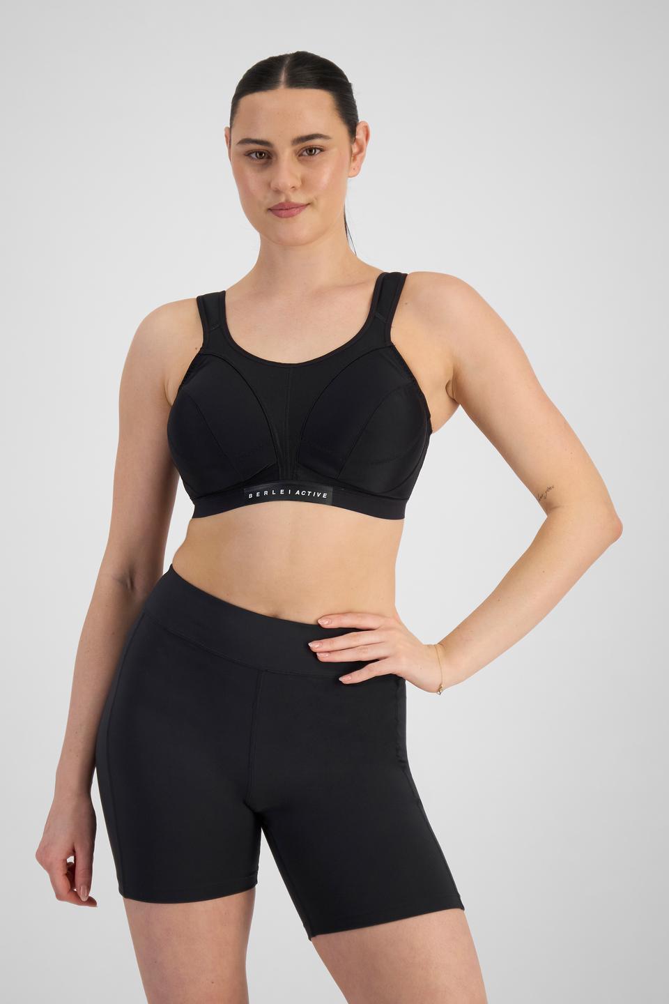 Jacqleen (She/Her) wears size 14DD and is 183cm tall with 93cm chest and 73cm waist